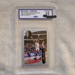 1998 UPPER DECK Michael Jordan #33 Graded GEM MINT 10